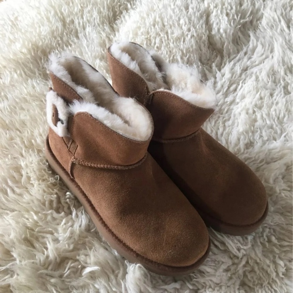 UGG Mini Bailey Fluff Buckle Boots